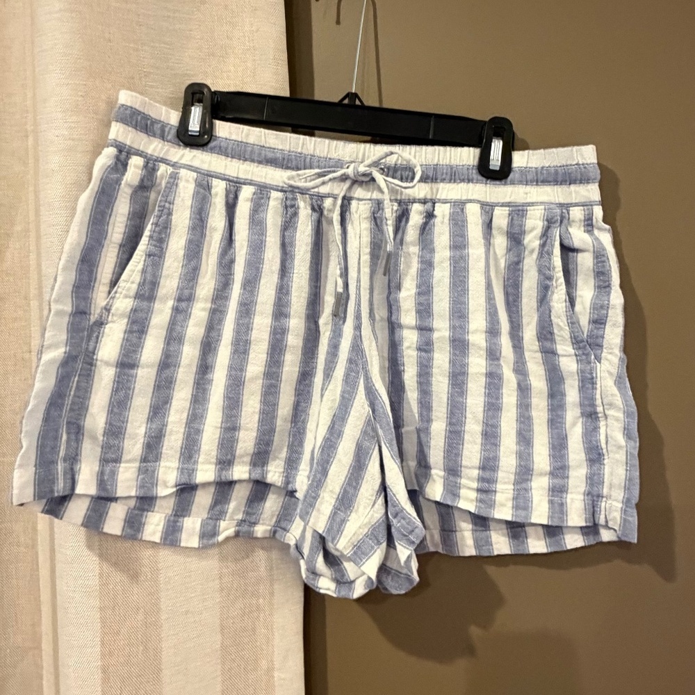 Gap Linen Blend Women's Blue & White Stripe Shorts, Drawstring, Size Large